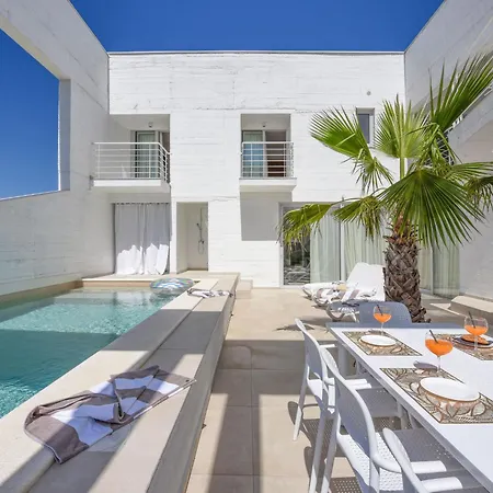 Dante By Interhome Villa