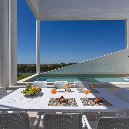 Dante By Interhome Villa