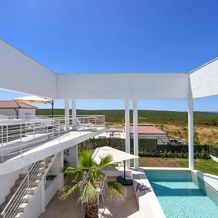 Villa Dante By Interhome *
