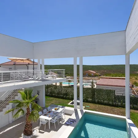 Dante By Interhome Villa